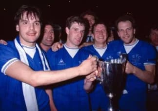 "Kevin Sheedy: The Magic Left Foot of Everton's Legend"