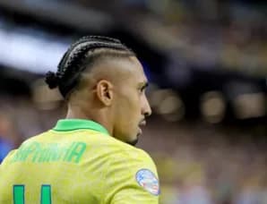 "Raphinha's Remarkable Rise: From Rumors to No. 10 Star"