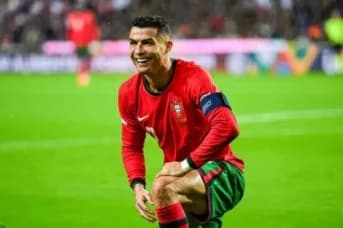 "Ronaldo's Brilliance Shines as Retirement Plans Loom"
