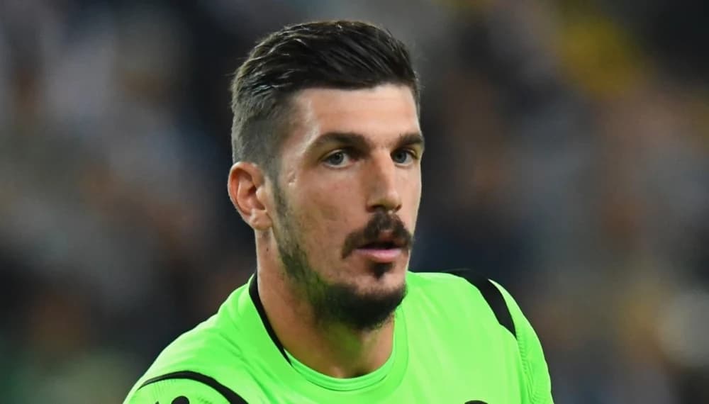 The Resilient Journey of Goalkeeper Simone Scuffet