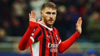 Santiago Giménez: The Rise of a Footballing Star