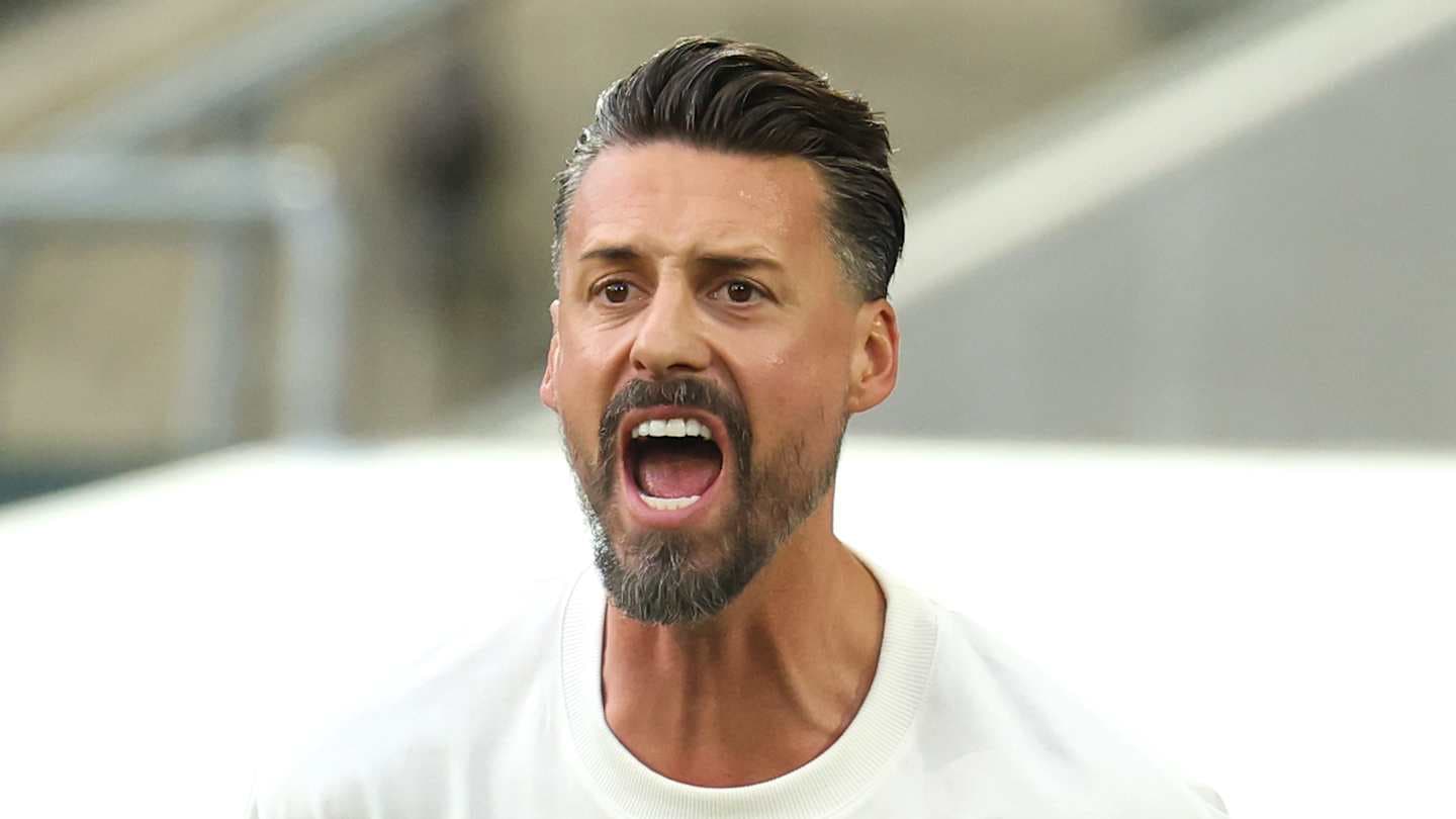 01k3zqemjcy6yb8636fq 01k3zqemjcy6yb8636fq